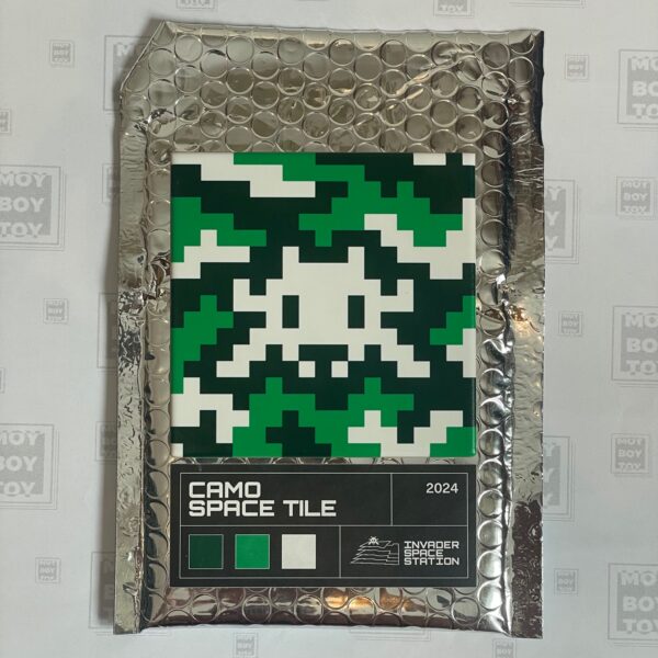 Space Invader - Invader Space Tile 2024 Green